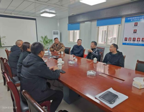 市城投公司副總經理郭智勇一行深入后河吉安里商業中心項目調研